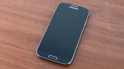 Продаётся Samsung Galaxy S4 (GT-i9500) 
